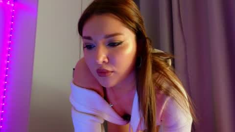 Snapshot of nessarosse chatting on March 25, 4:46 pm Nessa online show from March 25, 4:46 pm