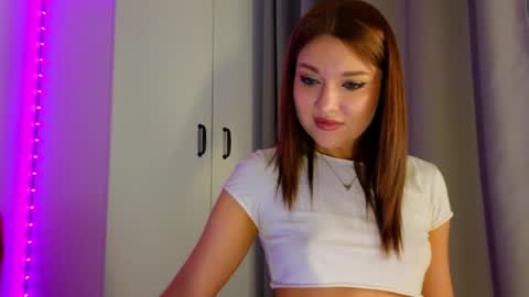 Snapshot of nessarosse chatting on March 27, 2:28 pm Nessa online show from March 27, 2:28 pm