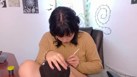 Snapshot of neurotic_witch chatting on April 28, 8:19 am Mar online show from April 28, 8:19 am