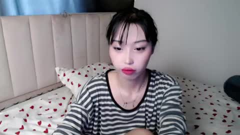 Snapshot of neverstopkissing chatting on May 19, 1:56 am Rin online show from May 19, 1:56 am