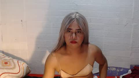 new_asian_ts online show from October 18, 6:26 am