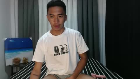 Snapshot of new_jersey_jay chatting on October 12, 9:47 pm new_jersey_jay online show from October 12, 9:47 pm