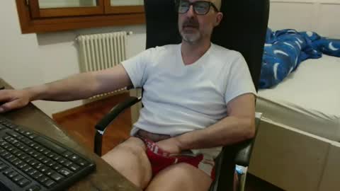 simi online show from March 23, 7:29 pm