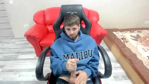 Snapshot of newboy69_ chatting on September 27, 10:48 pm newboy69_ online show from September 27, 10:48 pm