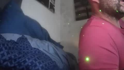 Snapshot of newcplredy420 chatting on October 28, 3:21 am newcplredy420 online show from October 28, 3:21 am