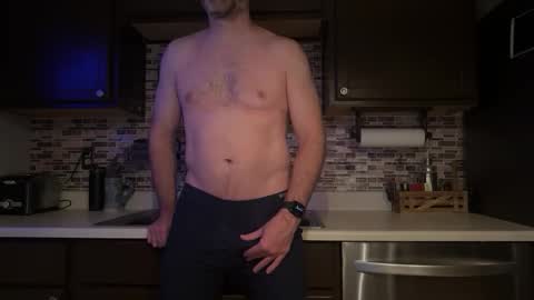 newguy_097 online show from January 9, 2:58 am