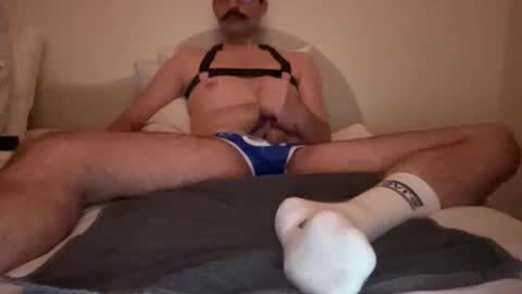 Snapshot of newmansins chatting on December 13, 9:52 pm Henry online show from December 13, 9:52 pm