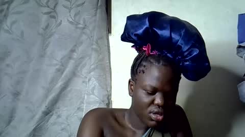 ryena and pam online show from December 5, 5:48 am