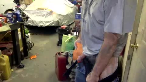 Snapshot of newtman68 chatting on January 6, 7:56 pm newtman68 online show from January 6, 7:56 pm