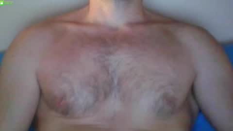Snapshot of newtyguy90 chatting on February 17, 7:27 am newtyguy90 online show from February 17, 7:27 am