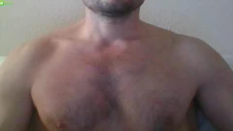 Snapshot of newtyguy90 chatting on February 24, 9:40 am newtyguy90 online show from February 24, 9:40 am