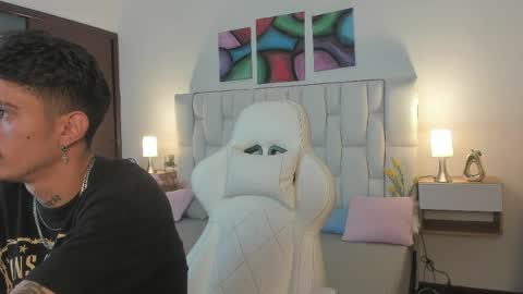 Yeison online show from April 12, 3:00 am