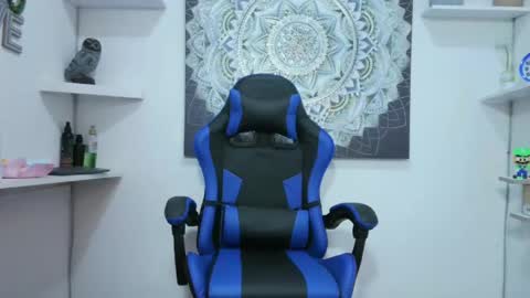 Yeison online show from April 15, 4:19 am