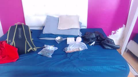 nextdoor_fantasy online show from December 17, 3:23 am