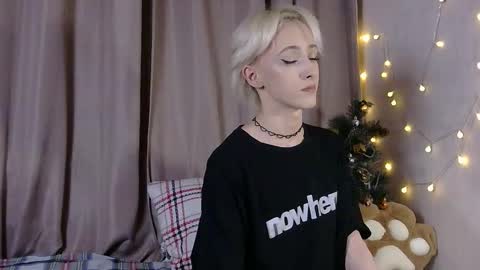 Snapshot of nextvibe1 chatting on January 7, 5:04 pm NextVibe1 online show from January 7, 5:04 pm