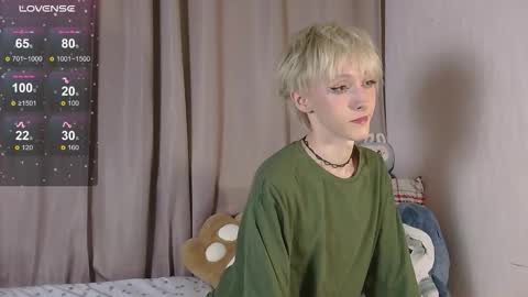 Snapshot of nextvibe1 chatting on February 20, 6:41 pm NextVibe1 online show from February 20, 6:41 pm