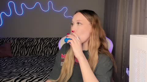 Mina online show from January 28, 3:35 pm