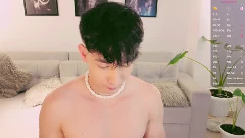 Snapshot of neythan__blaze chatting on October 15, 10:54 pm online show from October 15, 10:54 pm