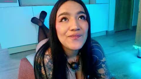 Snapshot of neytiri_san chatting on May 7, 6:13 pm Valery Gonzales online show from May 7, 6:13 pm