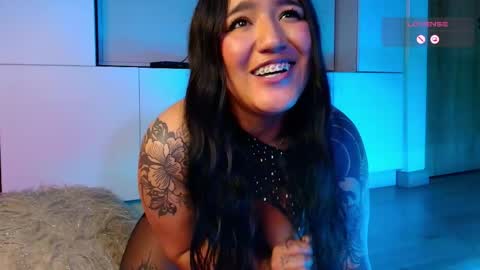 Snapshot of neytiri_san chatting on May 27, 3:14 am Valery Gonzales online show from May 27, 3:14 am
