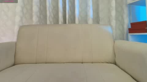  Angie   Instagram  angie julianac add me online show from April 18, 8:20 pm