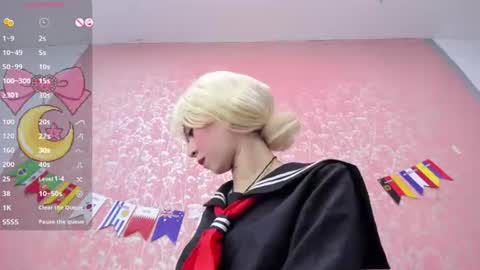Snapshot of nezuko_mitsuri chatting on July 4, 12:44 pm NEZUKO MITSURI online show from July 4, 12:44 pm