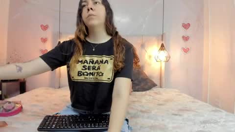 Milena online show from July 6, 1:19 pm