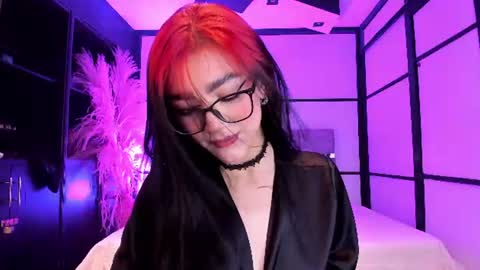 Snapshot of nezukoo_1 chatting on July 6, 9:06 pm nezukoo_1 online show from July 6, 9:06 pm