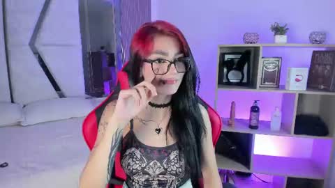 Snapshot of nezukoo_1 chatting on July 9, 8:57 pm nezukoo_1 online show from July 9, 8:57 pm