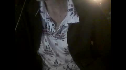 Snapshot of nfgwholoves2cum chatting on May 10, 2:50 am NFG Nice Friendly Guy Dick online show from May 10, 2:50 am