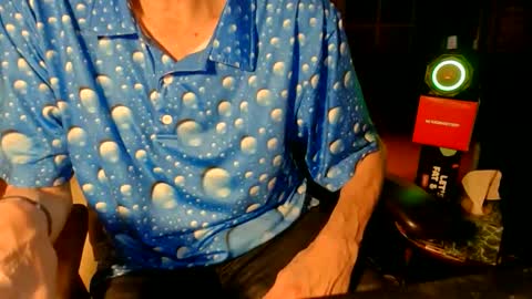 Snapshot of nfgwholoves2cum chatting on June 5, 1:12 am NFG Nice Friendly Guy Dick online show from June 5, 1:12 am