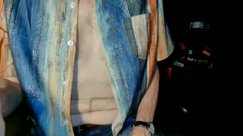 Snapshot of nfgwholoves2cum chatting on June 11, 2:53 am NFG Nice Friendly Guy Dick online show from June 11, 2:53 am