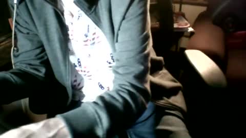 Snapshot of nfgwholoves2cum chatting on July 27, 3:02 am NFG Nice Friendly Guy Dick online show from July 27, 3:02 am