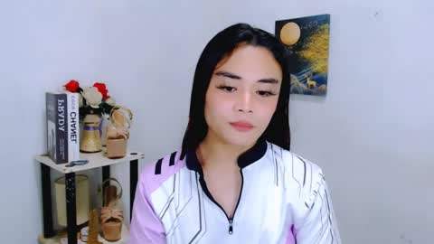 Snapshot of nhicolehollywood chatting on April 21, 1:29 am hottie nicole online show from April 21, 1:29 am