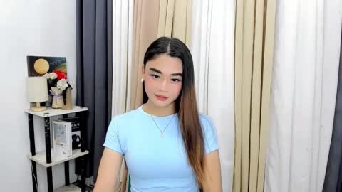 Snapshot of nhics_and_hades chatting on February 7, 1:09 am nhics and hades online show from February 7, 1:09 am