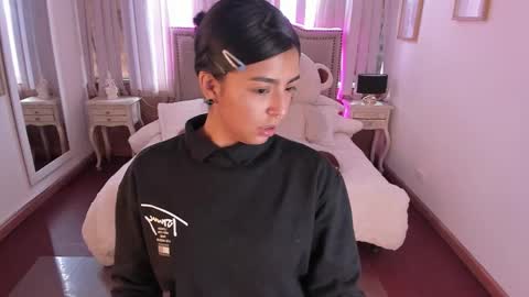 Snapshot of nia_malkova chatting on February 8, 2:20 pm Nia Malkova online show from February 8, 2:20 pm