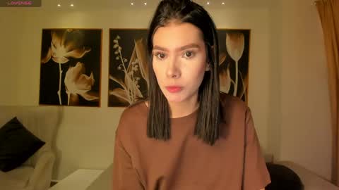 Call me Nia  online show from April 19, 5:23 pm