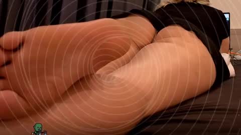 Kim online show from April 18, 6:39 am