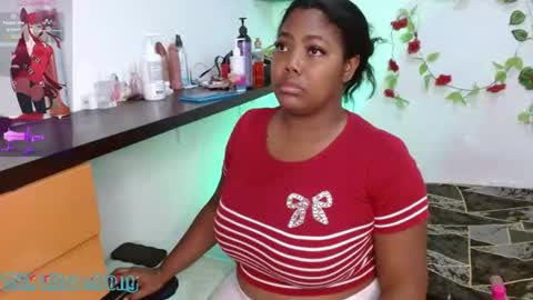 Snapshot of niawk_29_ chatting on July 6, 2:25 pm niawk_29_ online show from July 6, 2:25 pm