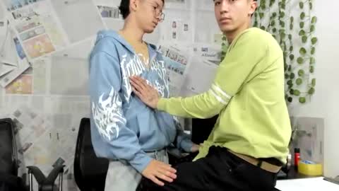 nice_boys11 online show from June 25, 1:37 pm