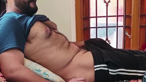 Robin online show from December 16, 5:59 am