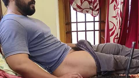 Robin online show from April 10, 9:58 am