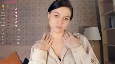 Snapshot of nice_kisss chatting on March 10, 7:21 am Alice online show from March 10, 7:21 am