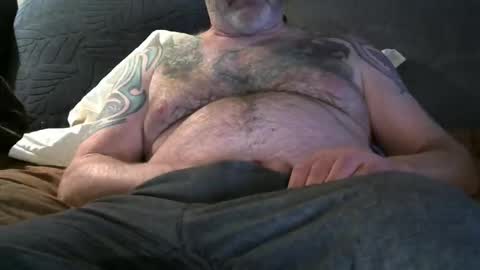 Snapshot of nice_oldguy60 chatting on March 29, 3:50 am OldMadtown Guy online show from March 29, 3:50 am