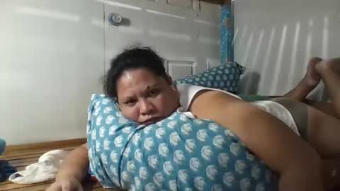 Snapshot of niceasianpussy chatting on February 27, 1:07 pm niceasianpussy online show from February 27, 1:07 pm