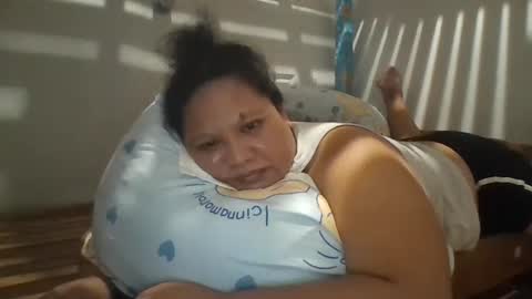 Snapshot of niceasianpussy chatting on March 5, 3:29 pm niceasianpussy online show from March 5, 3:29 pm