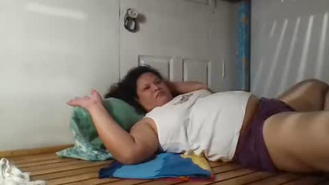 Snapshot of niceasianpussy chatting on September 20, 2:07 pm niceasianpussy online show from September 20, 2:07 pm