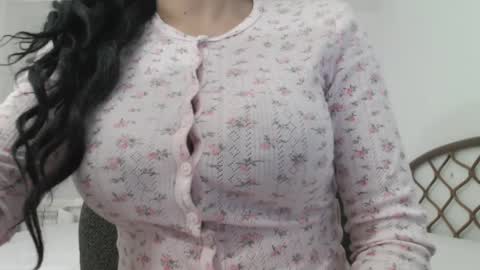Snapshot of nicebrown chatting on May 15, 6:37 pm Sfora online show from May 15, 6:37 pm