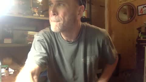 Snapshot of nicedickdave77 chatting on May 8, 8:25 pm nicedickdave77 online show from May 8, 8:25 pm