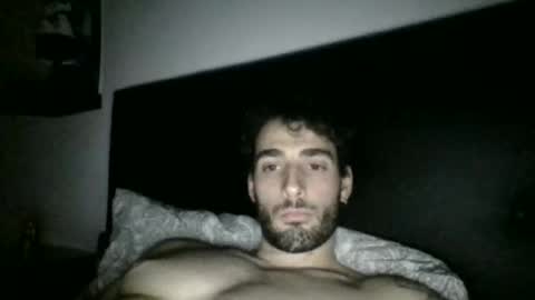 Snapshot of nicegguy9826 chatting on April 14, 1:17 pm nicegguy9826 online show from April 14, 1:17 pm